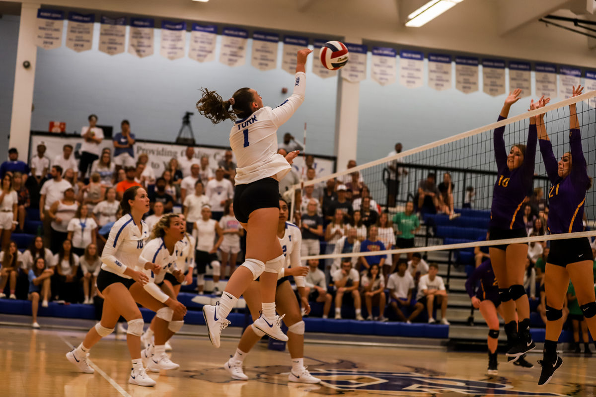 YC VB vs Kansas Wesleyan (53).JPG